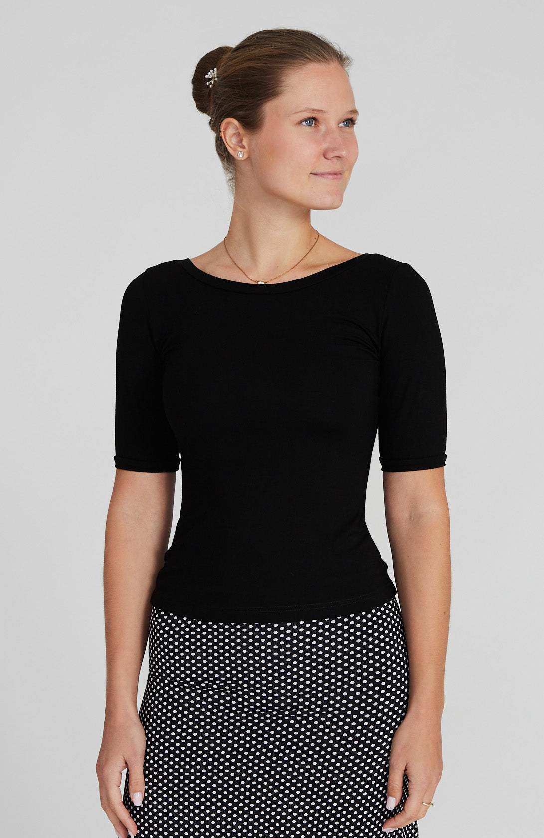 fitted top with sleeves in bamboo jersey
