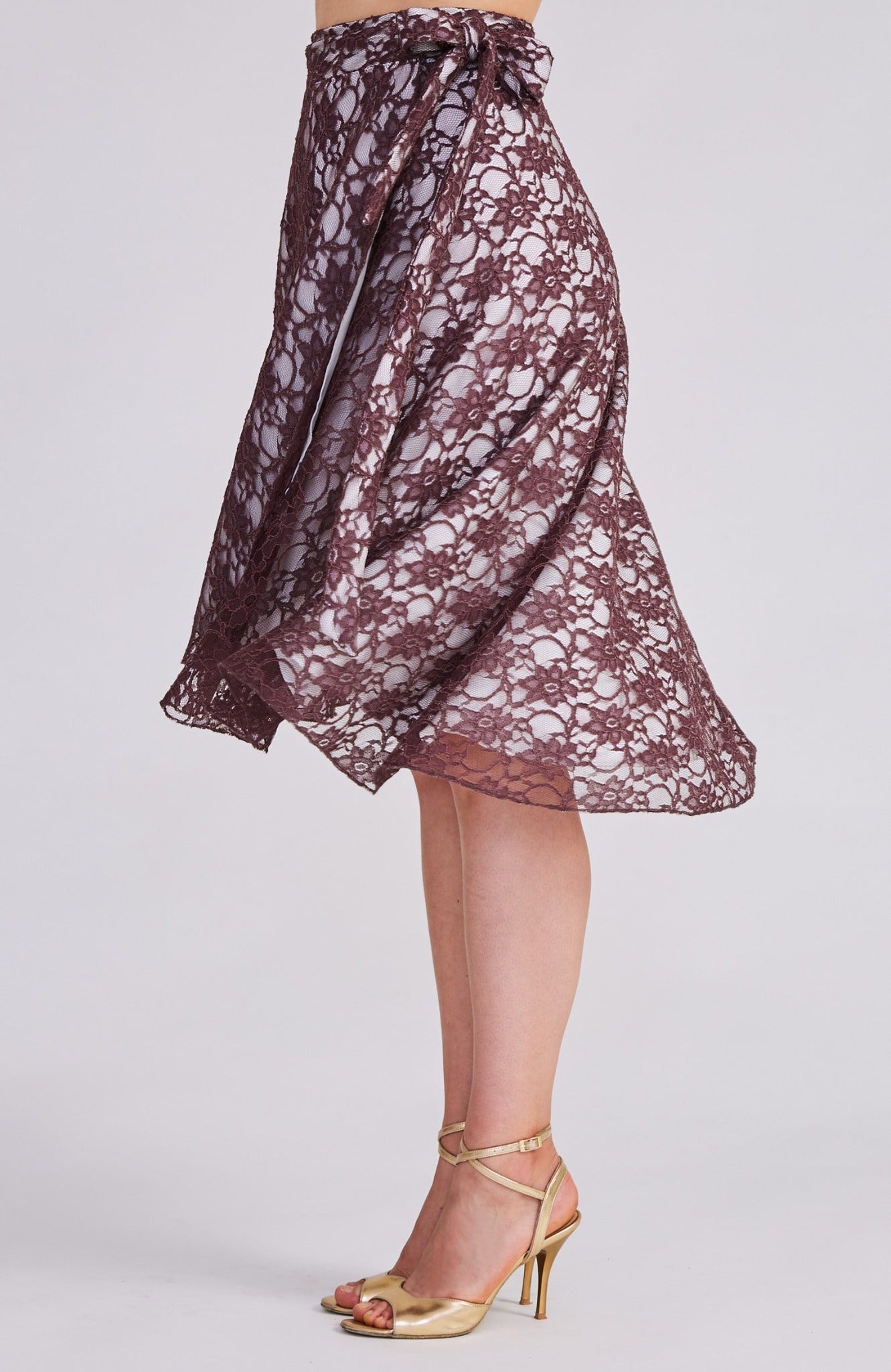 tango skirt in chocolate brown lace 