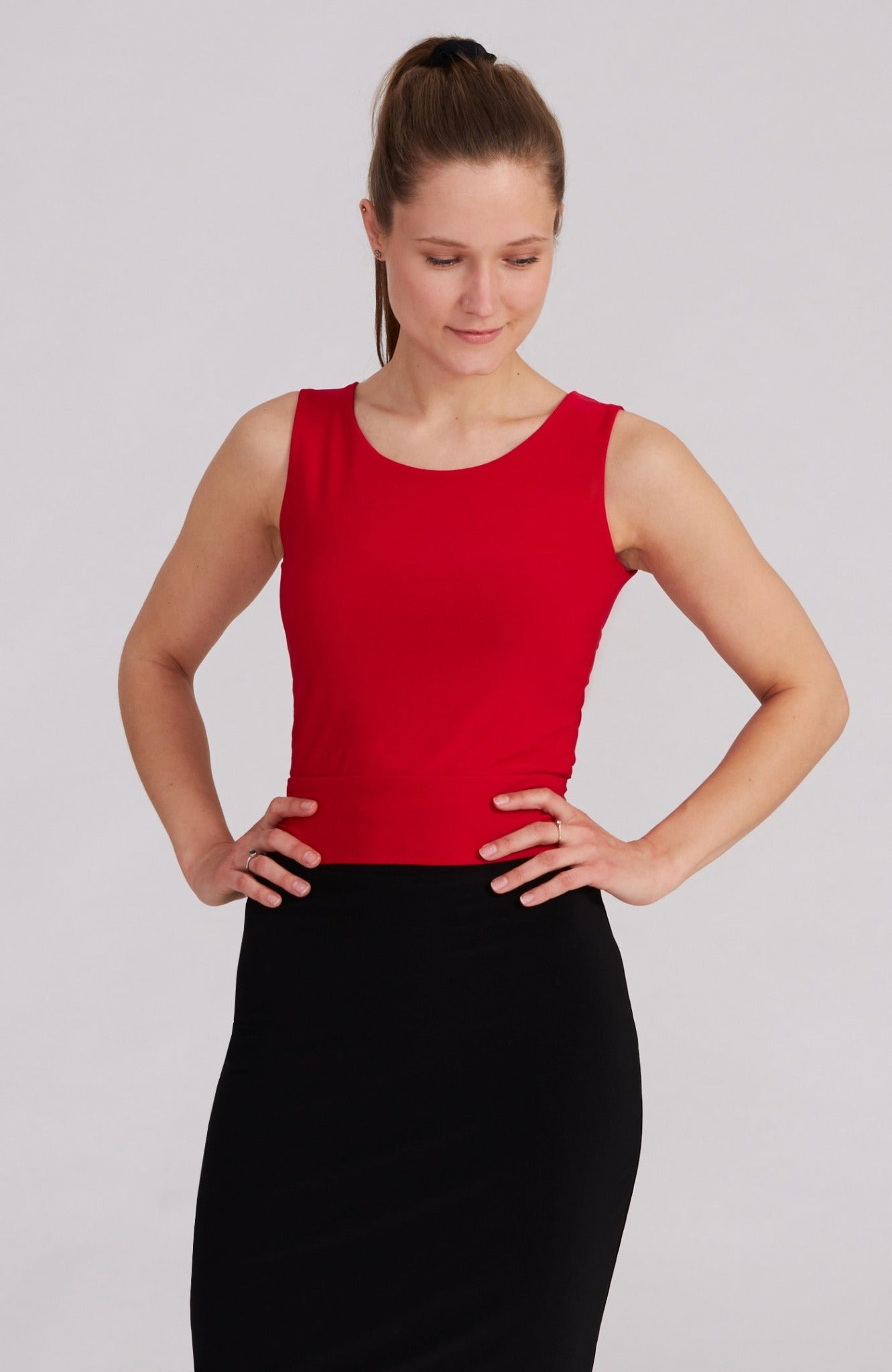 crop top  in red by Coleccion Berlin