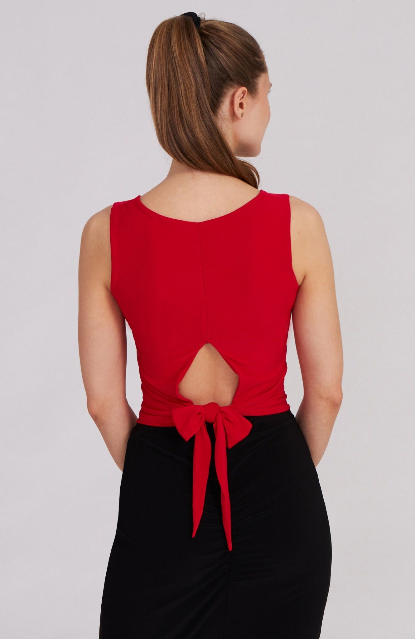 ZOE - Crop Top with Bow in Classic Red