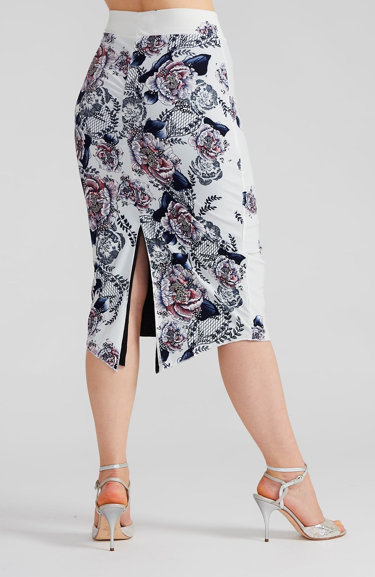 CLARISA Reversible Tango Skirt in Lace Florals