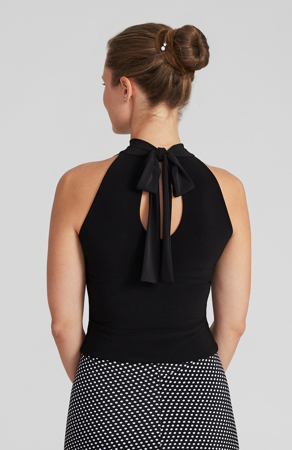 LYNN - Halter Neck Top with Bow in Black