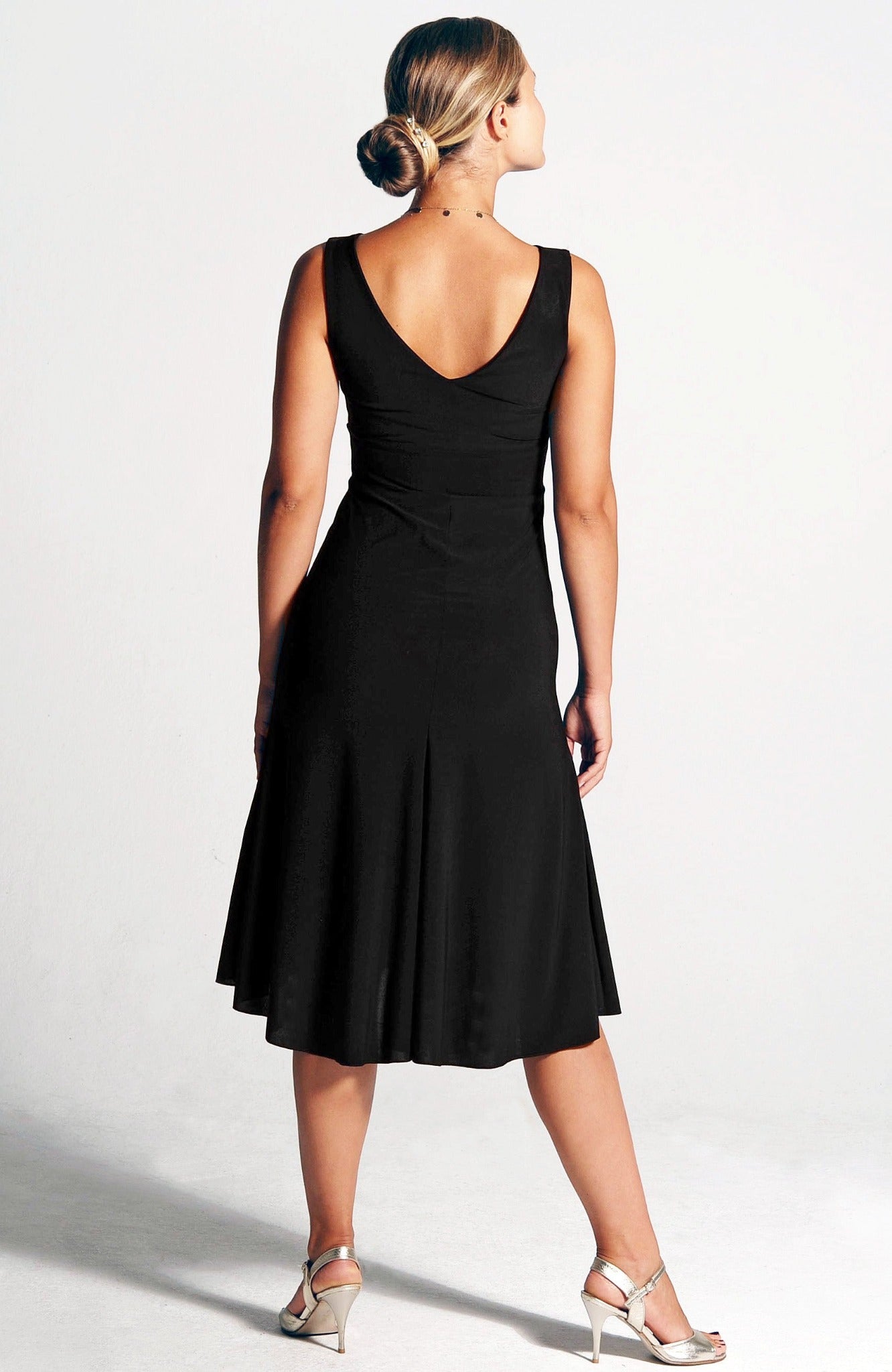black tango dress with a-line by coleccion berlin