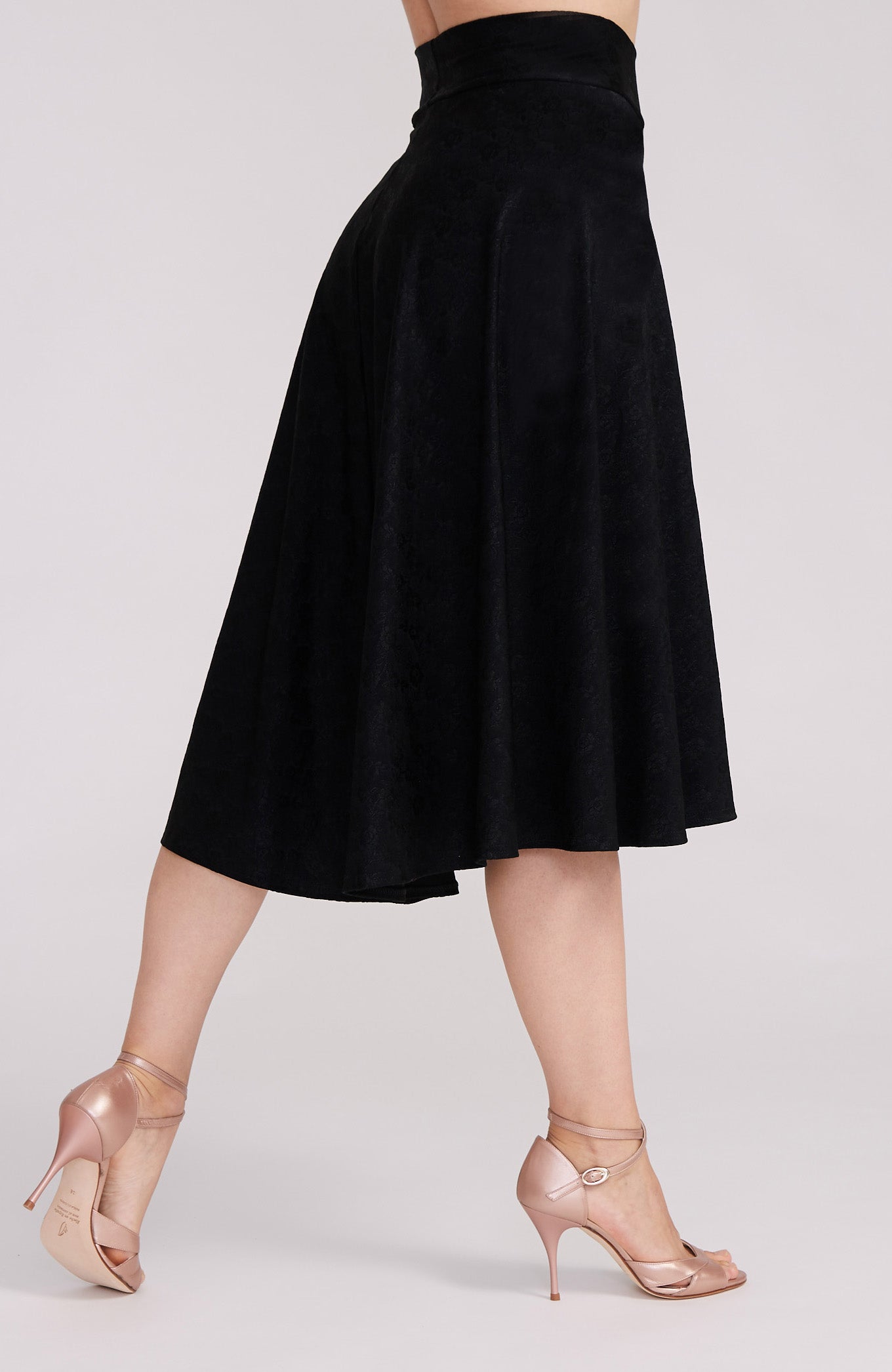AUDREY Schwarzer A-Linien-Tangorock mit fließendem High-Low-Saum