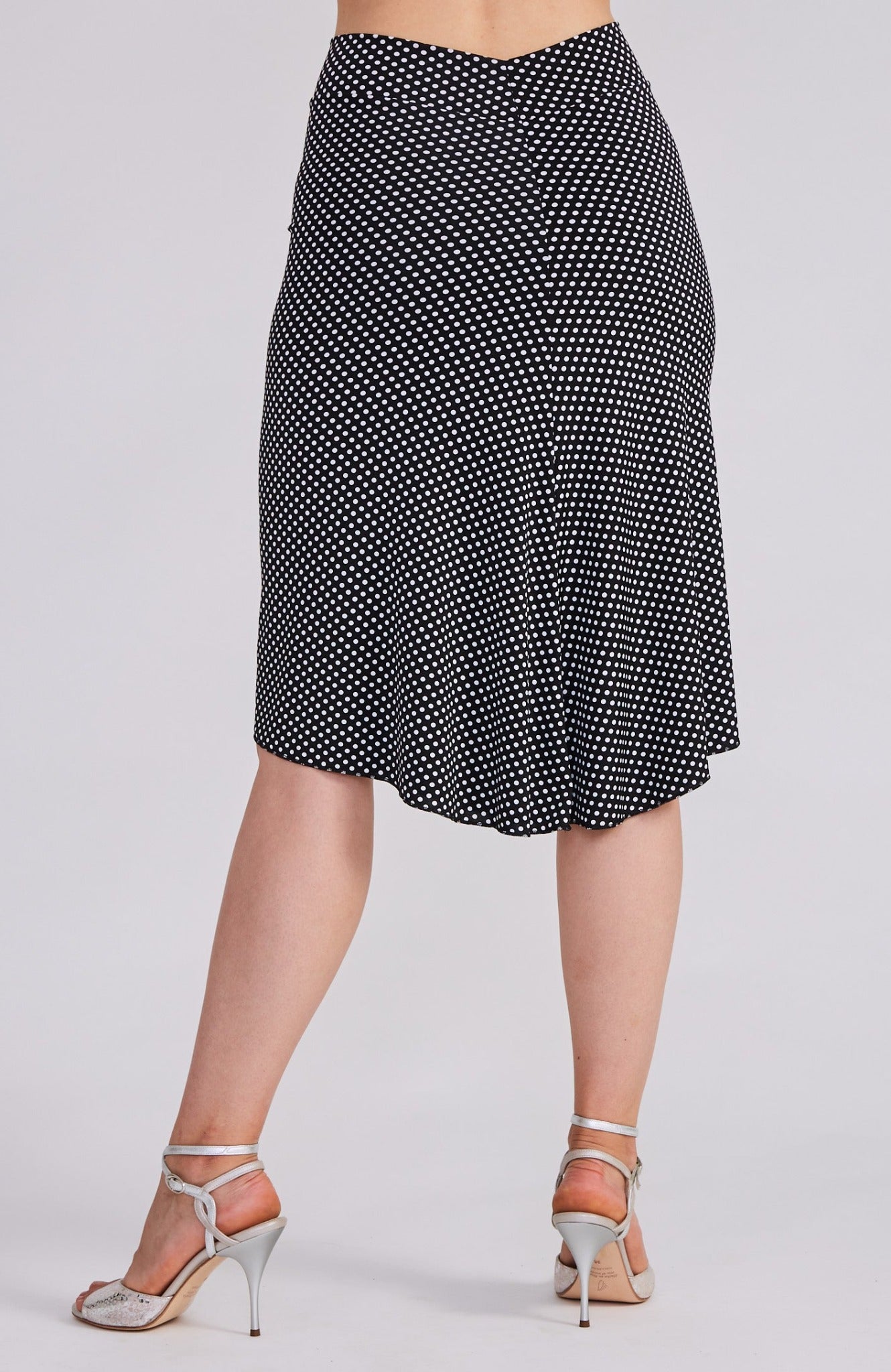argentine tango skirt in polka dots black white