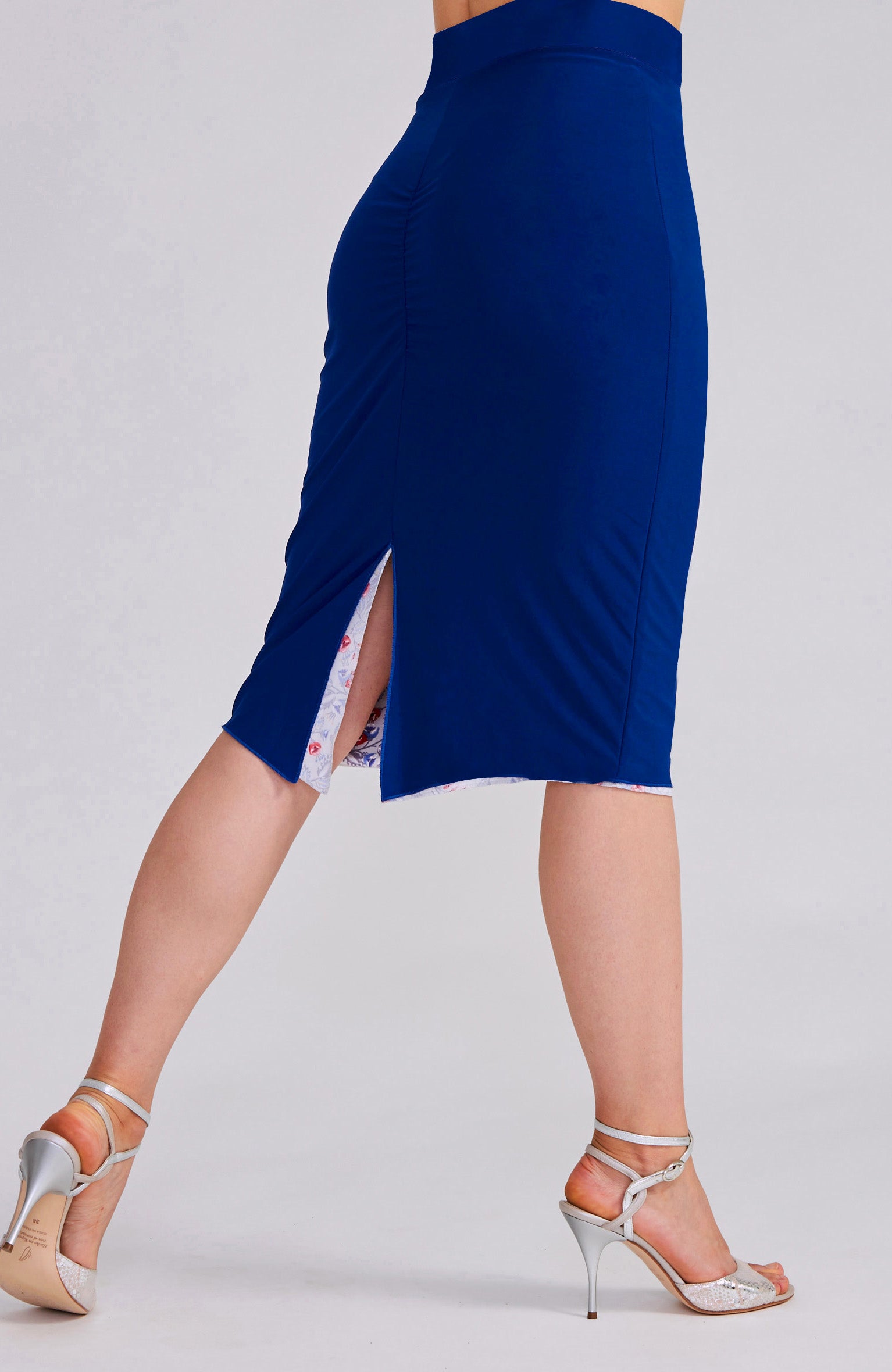 Jupe Tango Réversible CLARA – Imprimé Floral et Bleu Roi
