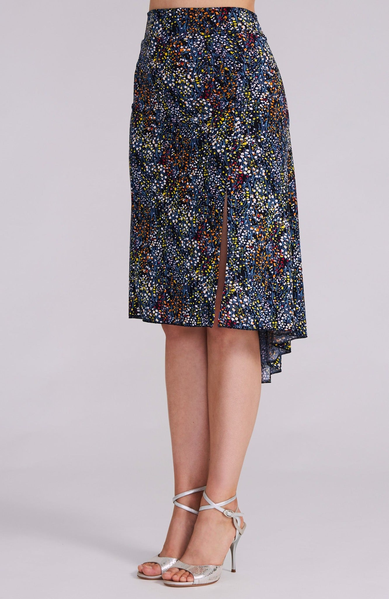 fishtail tango skirt with slit in floral print