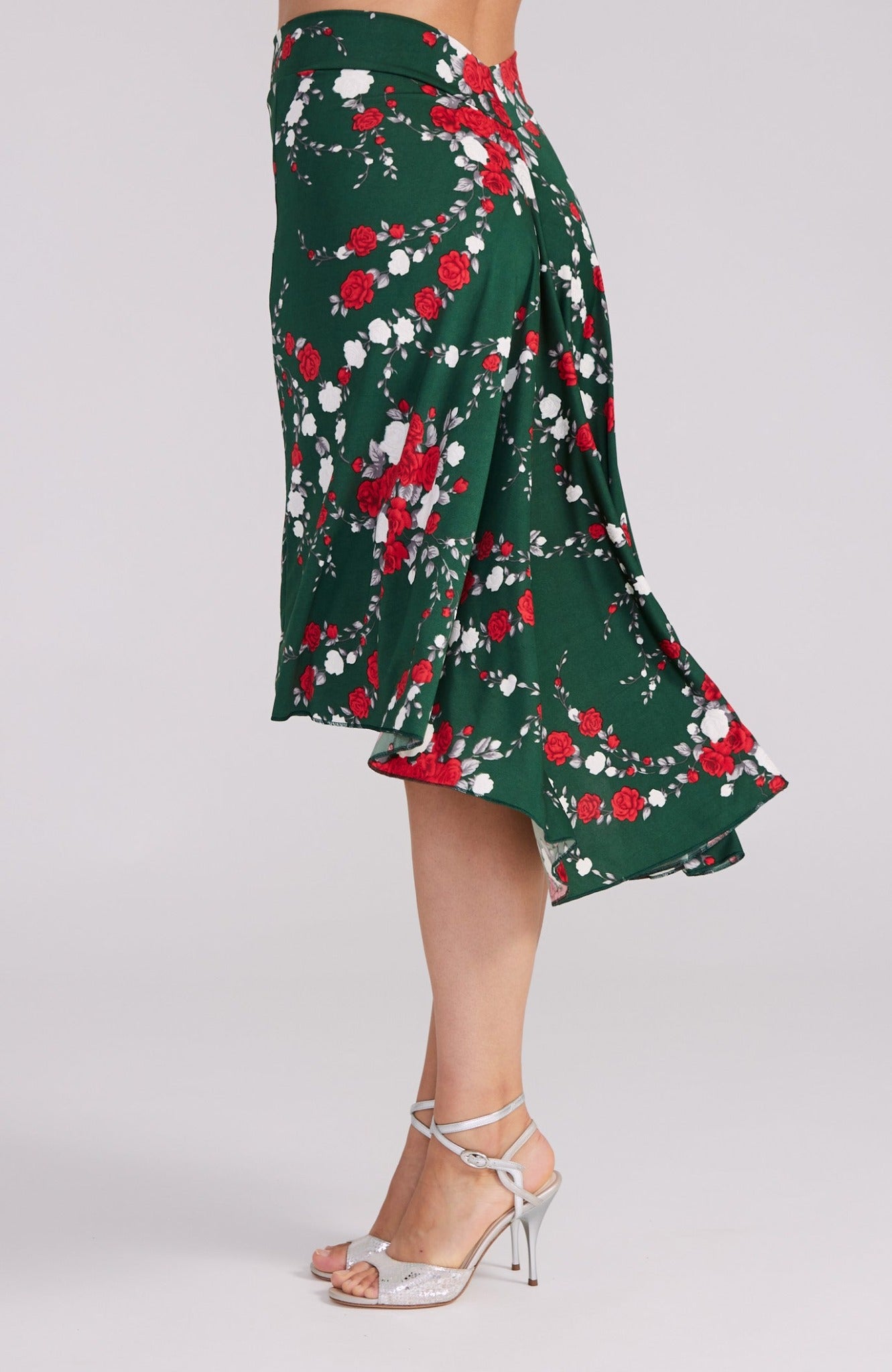 tango skirt in red rose vine print 