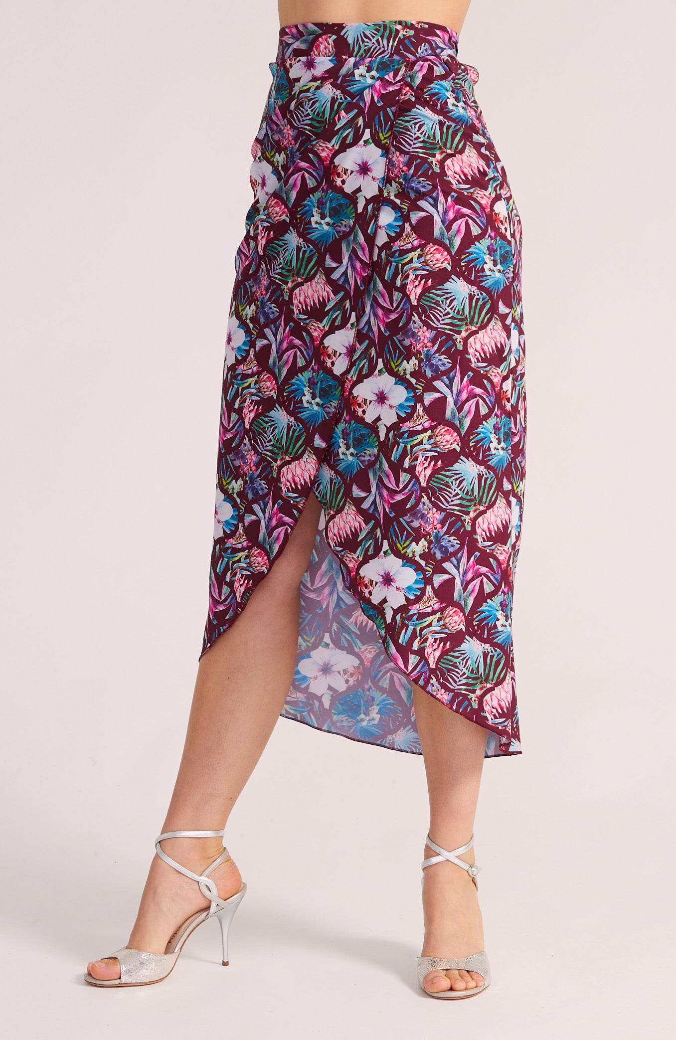 JULIET - Wrap Skirt in Bordeaux Red Print