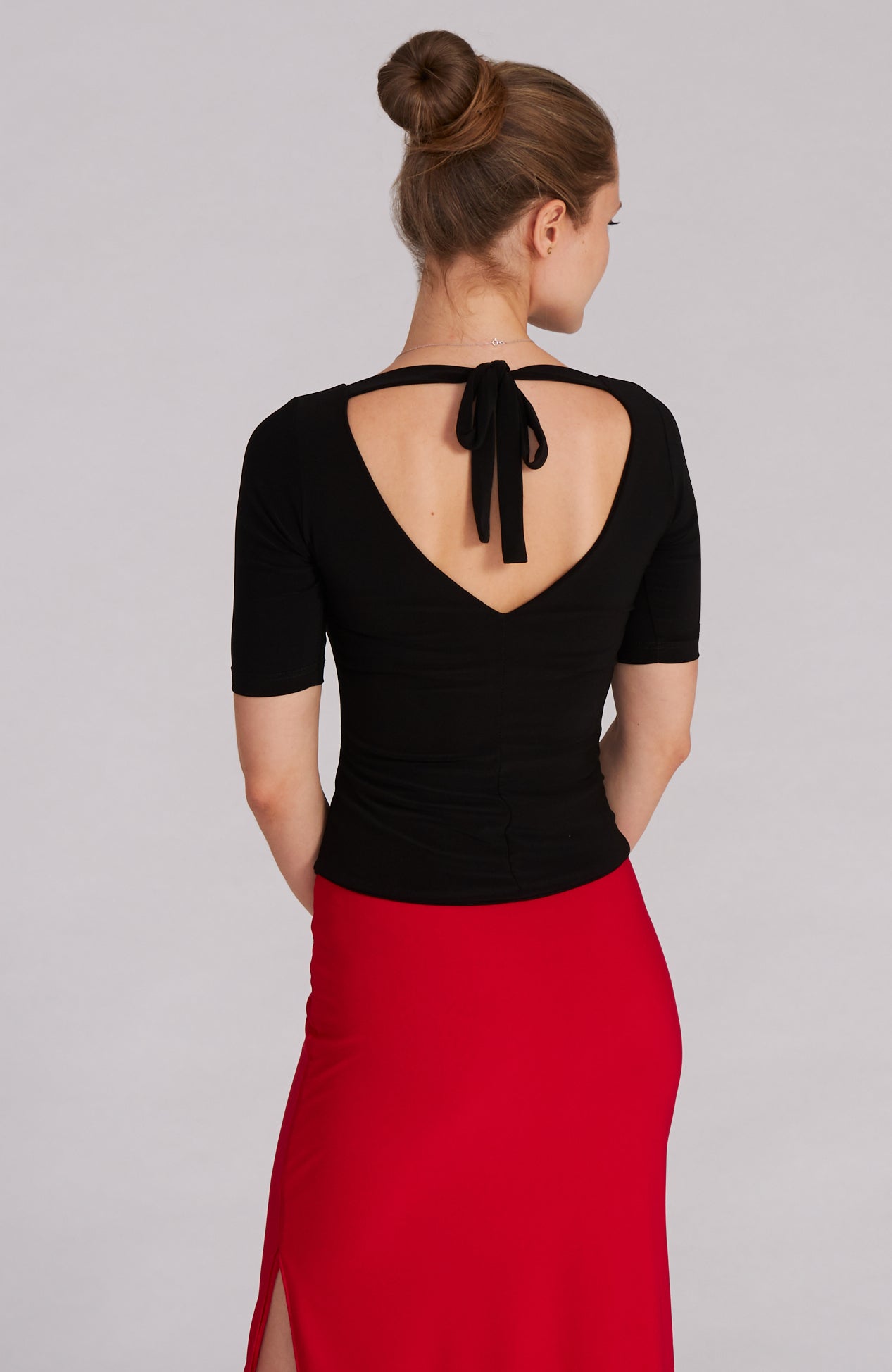 tango top with sleeves with back cutout
