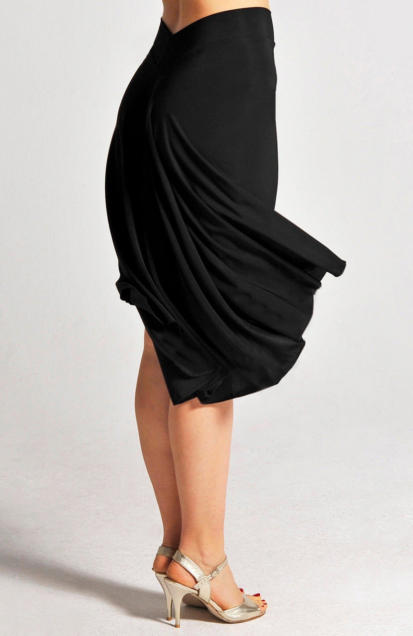 tango skirt with fishtail in black