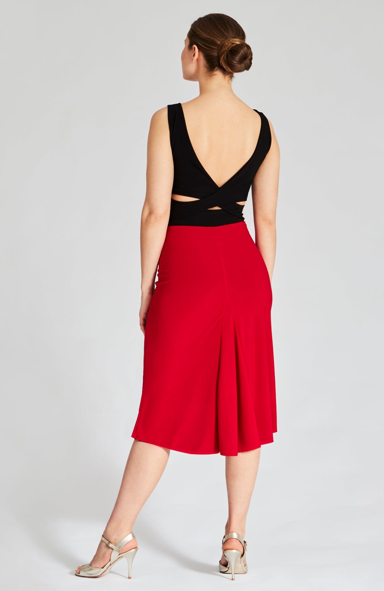 godet skirt in red and black