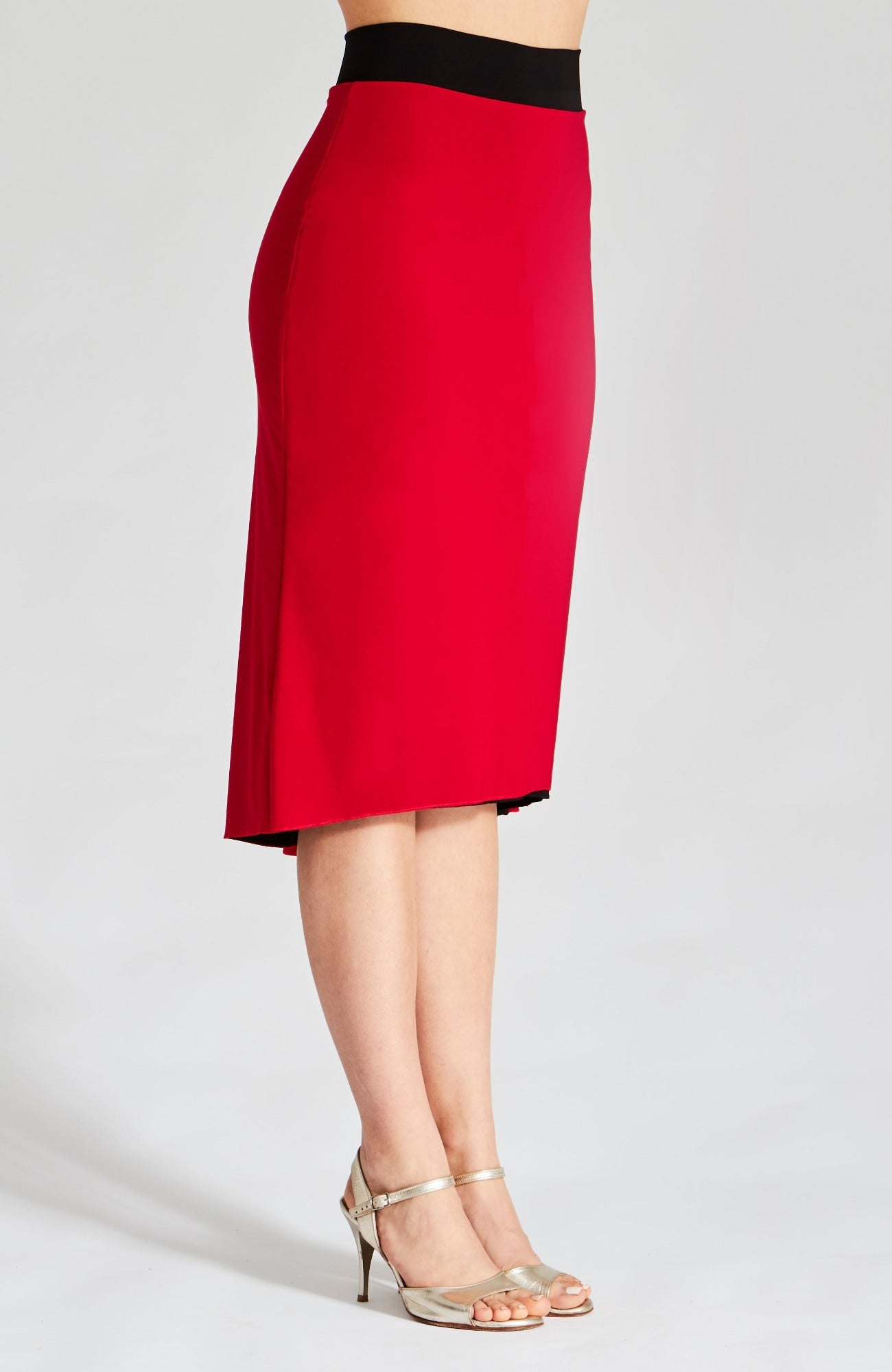 reversible tango skirt in red and black