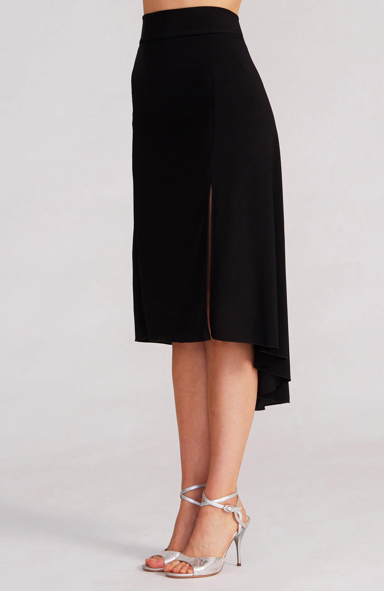 fishtail tango skirt in black